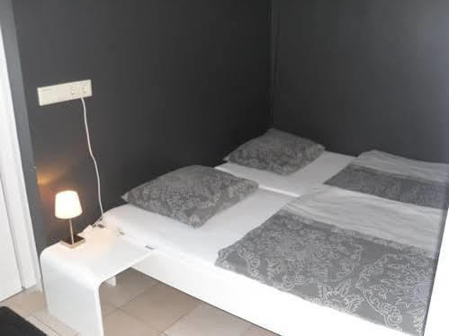 Nieboer Bed and Breakfast Vrouwenpolder Εξωτερικό φωτογραφία